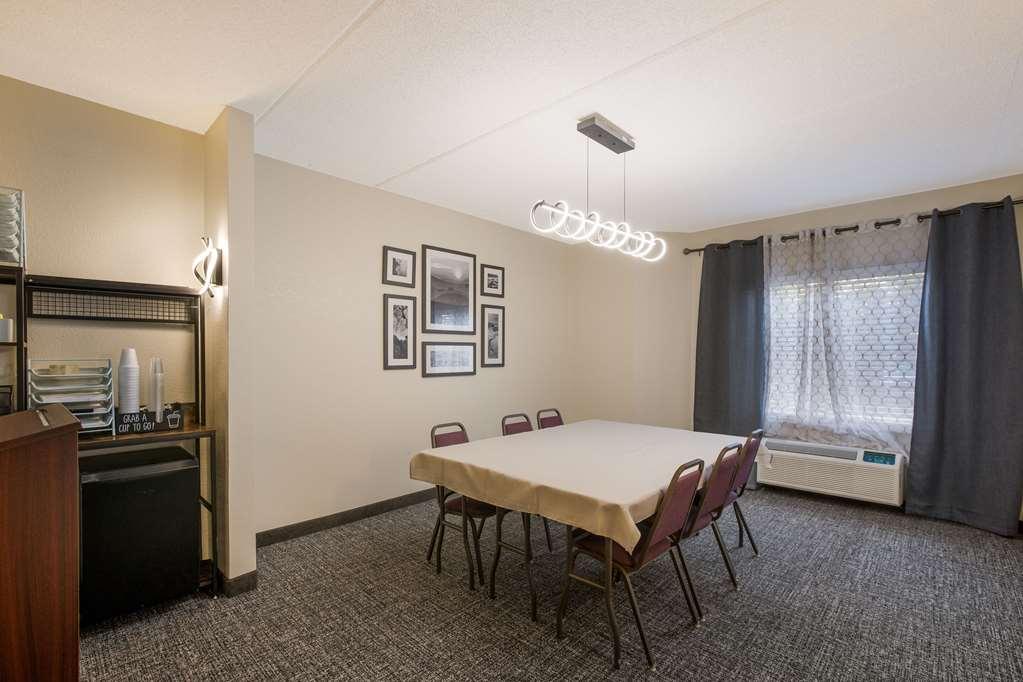 Clarion Pointe Sevierville-Pigeon Forge Удобства фото